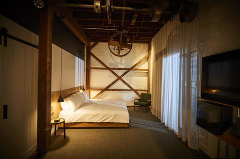 The Premier Mill Hotel - Accommodation Australia 32