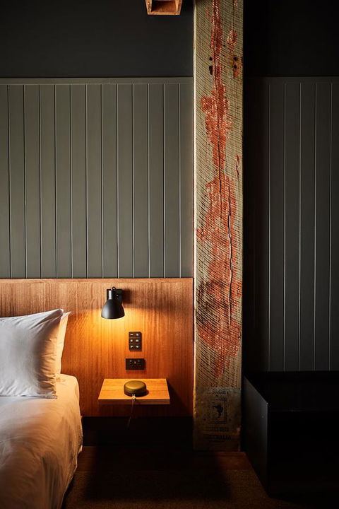 The Premier Mill Hotel - Accommodation Australia 7