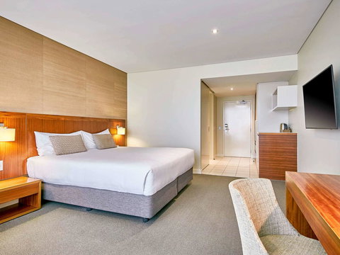 The Sebel Mandurah - Bed n Breakfasts 10