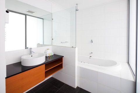 Seashells Mandurah - Bed n Breakfasts 13