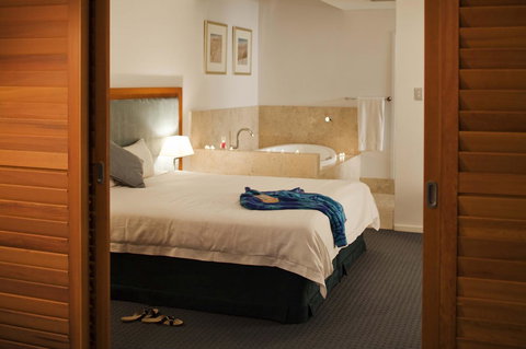Seashells Mandurah - Bed n Breakfasts 24