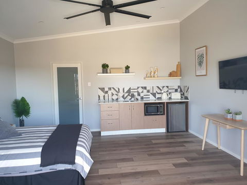 River Retreats Kalbarri - Local Tourism 10