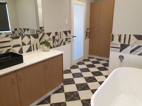 River Retreats Kalbarri - Local Tourism 8