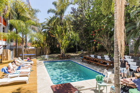 Billabong Backpackers Resort - Bed n Breakfasts 0