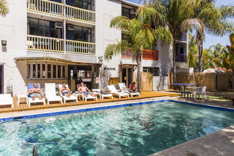 Billabong Backpackers Resort - Bed n Breakfasts 31