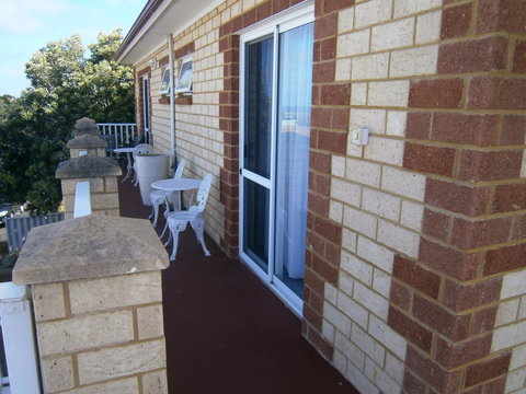 Baywatch Retreat Augusta - Australia Shopping 32