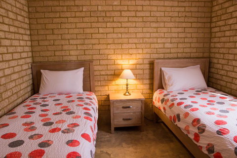 Baywatch Retreat Augusta - Australia Shopping 18