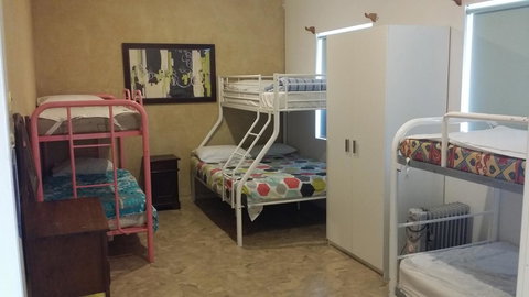 Baywatch Retreat Augusta - Australia Shopping 2