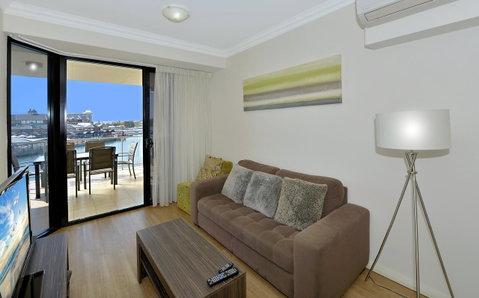 Dolphin Quay Apartments - Accommodation Australia 3