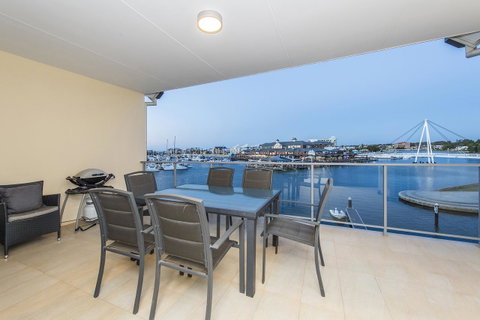 Dolphin Quay Apartments - Accommodation Australia 22