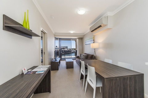 Dolphin Quay Apartments - Accommodation Australia 33