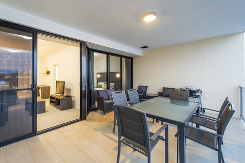 Dolphin Quay Apartments - Accommodation Australia 37