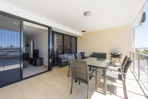 Dolphin Quay Apartments - Accommodation Australia 27