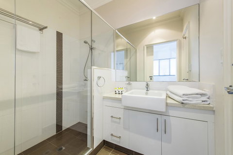 Dolphin Quay Apartments - Accommodation Australia 40