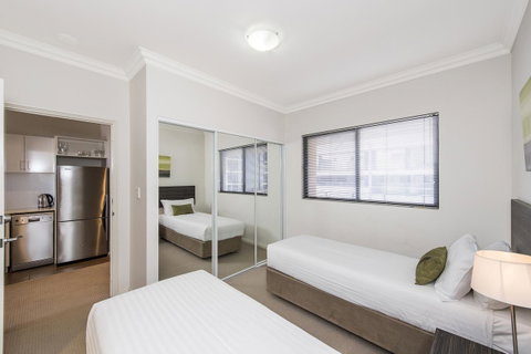 Dolphin Quay Apartments - Accommodation Australia 43