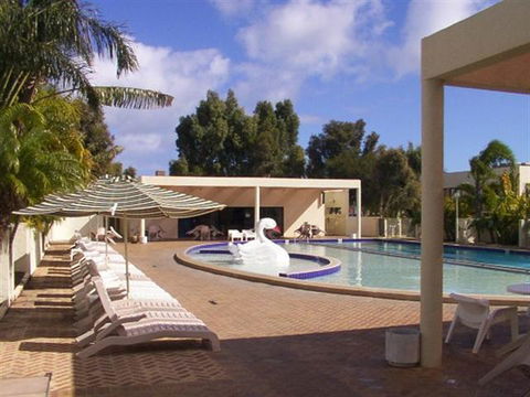 Kalbarri Beach Resort - Local Tourism 13