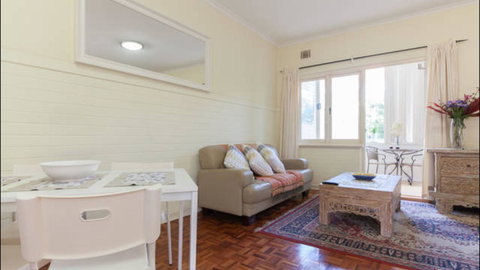 Broadway Apartments - Australia Shopping 17