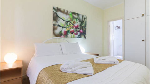 Broadway Apartments - Australia Shopping 28