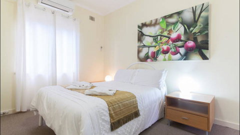 Broadway Apartments - Australia Shopping 29