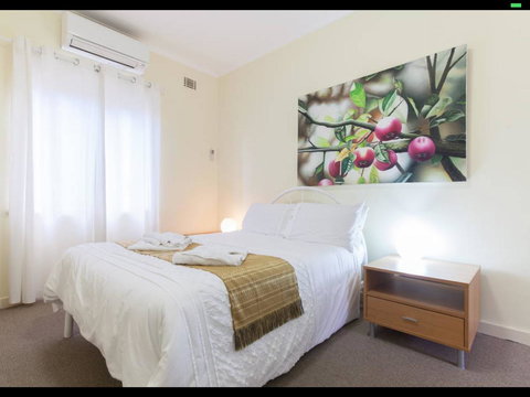 Broadway Apartments - Australia Shopping 36