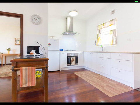 Broadway Apartments - Australia Shopping 44