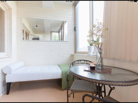 Broadway Apartments - Australia Shopping 41