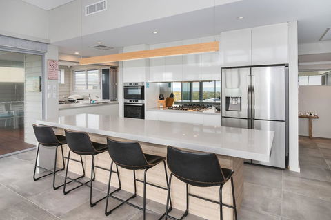 Busselton Beachside - A Slice Of Heaven - Accommodation Australia 3