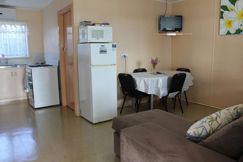 Jurien Beachfront Holiday Units - Accommodation Australia 9
