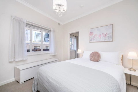 Light Bright, Quality River Views! Free Parking - Bed n Breakfasts 26