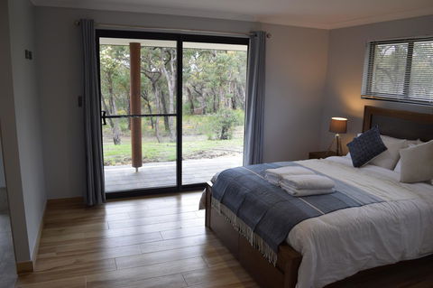 Eagle Bay House - Accommodation Australia 26