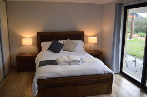 Eagle Bay House - Accommodation Australia 7