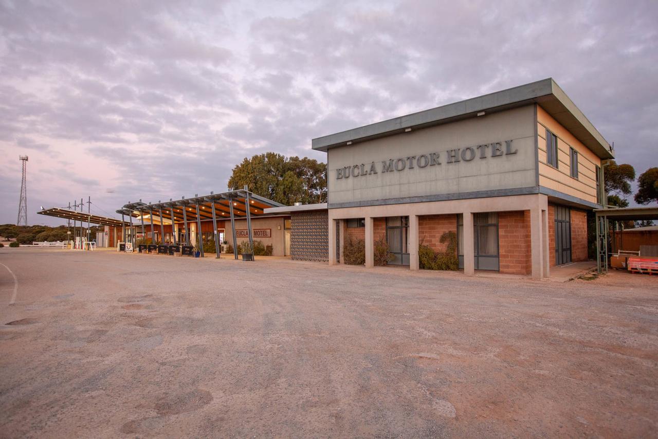 Fraser Range WA Australia Shopping