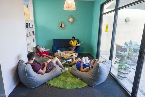 Perth City YHA - Bed n Breakfasts 2