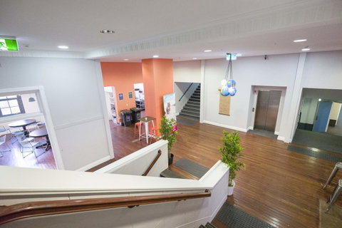 Perth City YHA - Bed n Breakfasts 9