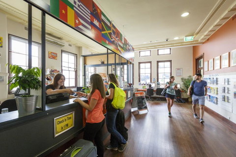 Perth City YHA - Bed n Breakfasts 34