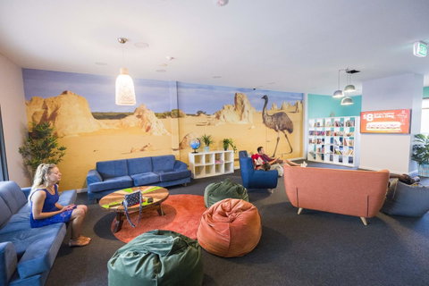 Perth City YHA - Bed n Breakfasts 6