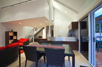 Osprey Holiday Village Unit 103/2 Bed - Ideal small family getaway apartment