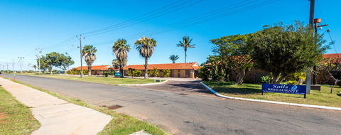 Hospitality Carnarvon, SureStay Collection By Best Western - Accommodation Australia 9