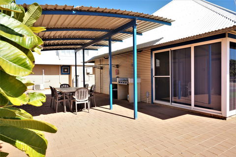 Osprey Holiday Village Unit 120 - Plenty Of Room For A Large Family - Bed n Breakfasts 16