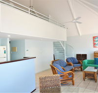 Osprey Holiday Village Unit 120 - Plenty of room for a large family - Bed n Breakfasts