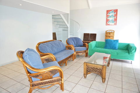 Osprey Holiday Village Unit 120 - Plenty Of Room For A Large Family - Bed n Breakfasts 4