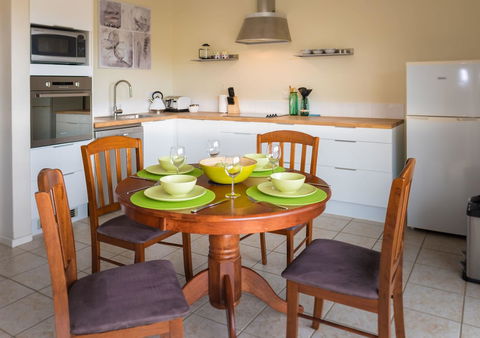 Cottesloe Sea Bliss Apartment - Accommodation Australia 4