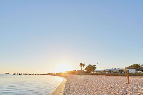 RAC Monkey Mia Dolphin Resort - Accommodation Australia 12