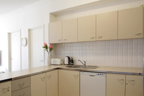 WESTEND CBD PERTH-ULTIMATE LOCATION - Bed n Breakfasts 10