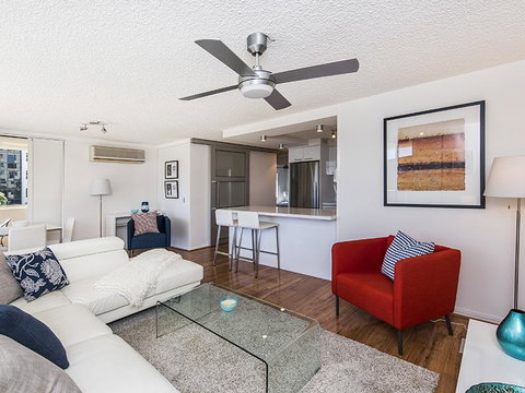 South Perth Deluxe Apartment - Accommodation Australia 5