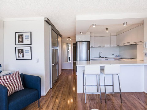 South Perth Deluxe Apartment - Accommodation Australia 7