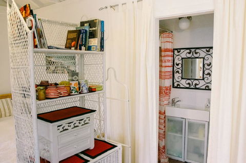 Garden Studio In Cottesloe - Accommodation Australia 5