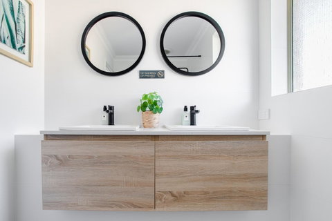 Jane Residence - Accommodation Australia 36