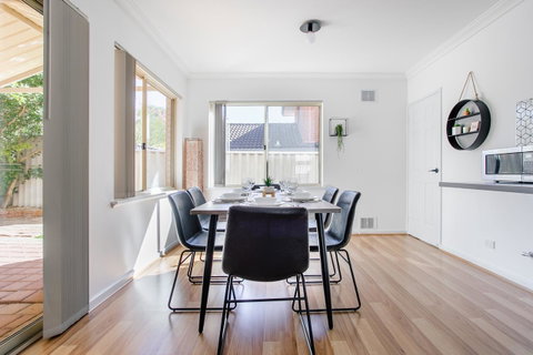 Jane Residence - Accommodation Australia 16