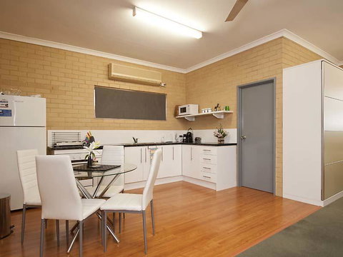 Garden Studio - Australia Shopping 2